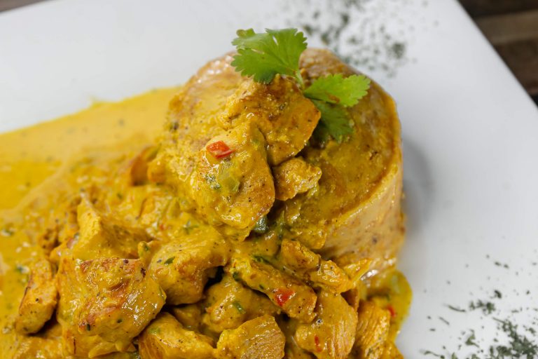 Mofongo con Pechuga a la Margarita<br><FONT COLOR="#00aaa0">$28.99</FONT>