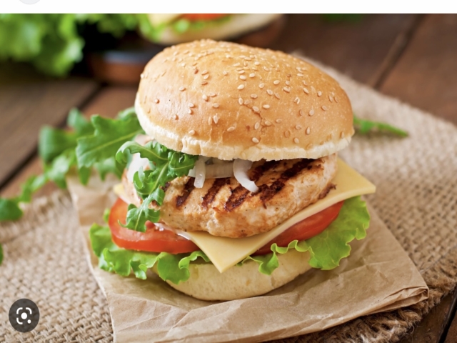 Hamburguesa de pollo<br><font color="#00aaa0">$14.99</font>