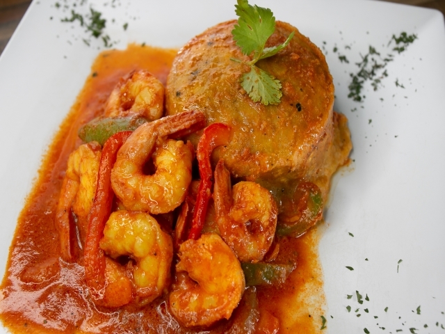 Mofongo con Camarones a la Criolla <br><font color="#00aaa0">$28.99</font>